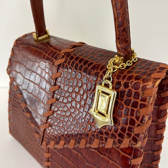 Yves Saint Laurent Vintage Classic Bag - Picture 7 of 16